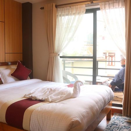 Hotel Family Ties Pvt. Ltd. كاتماندو المظهر الخارجي الصورة